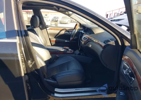 2007 Mercedes-Benz S 65 Amg z USA, uszkodzony, nr VIN WDDNG79X97A144750